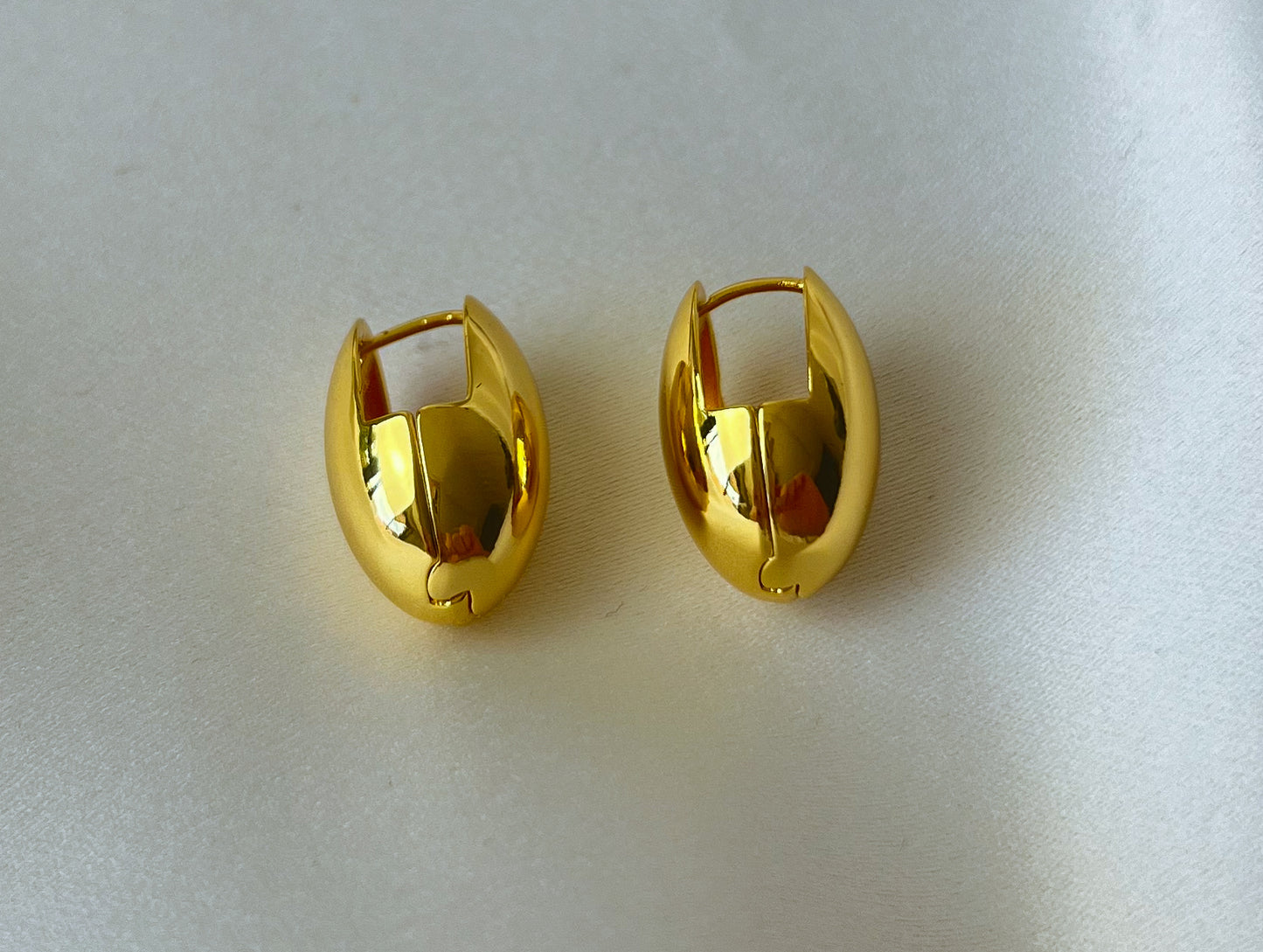 Aretes Ovalados dorado